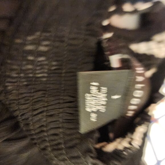 Halogen daisy print sleeveless pleated maxi dress Missing Button Large - Picture 8 of 12